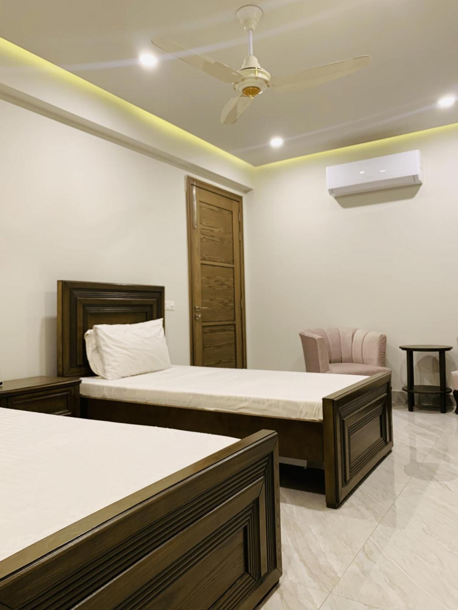 Sigma Lodge Islamabad Exterior photo